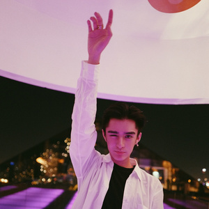 被黑人㮑女人30钟视频
